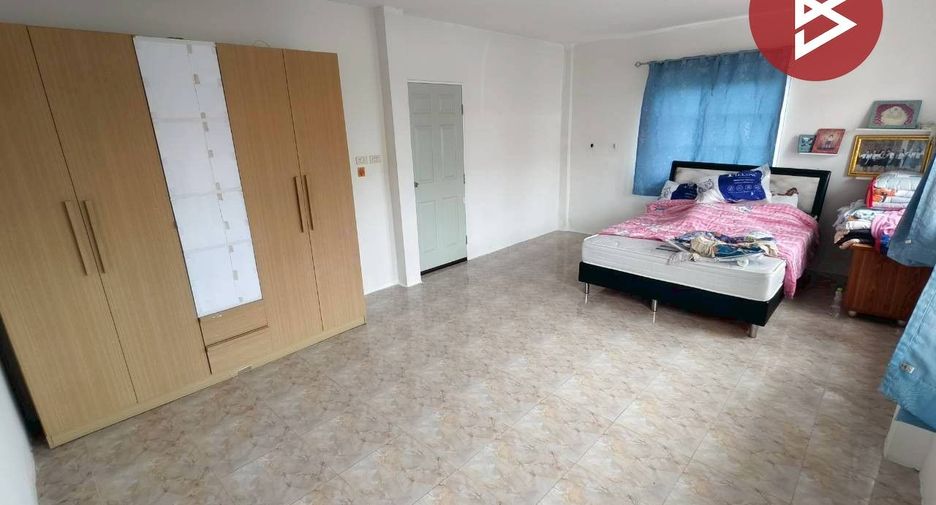 Casa adosada en venta de 3 habitaciones en Mueang Samut Prakan, Samut Prakan