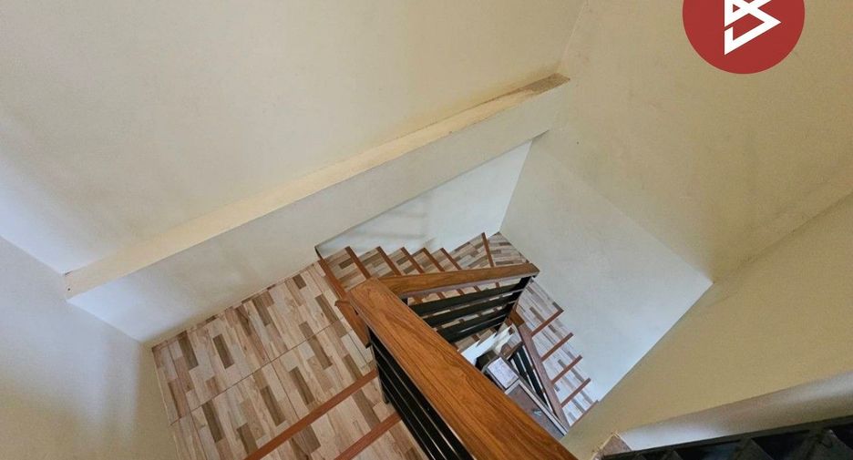 For sale 3 ベッドルーム townhouse in Si Racha, Chonburi