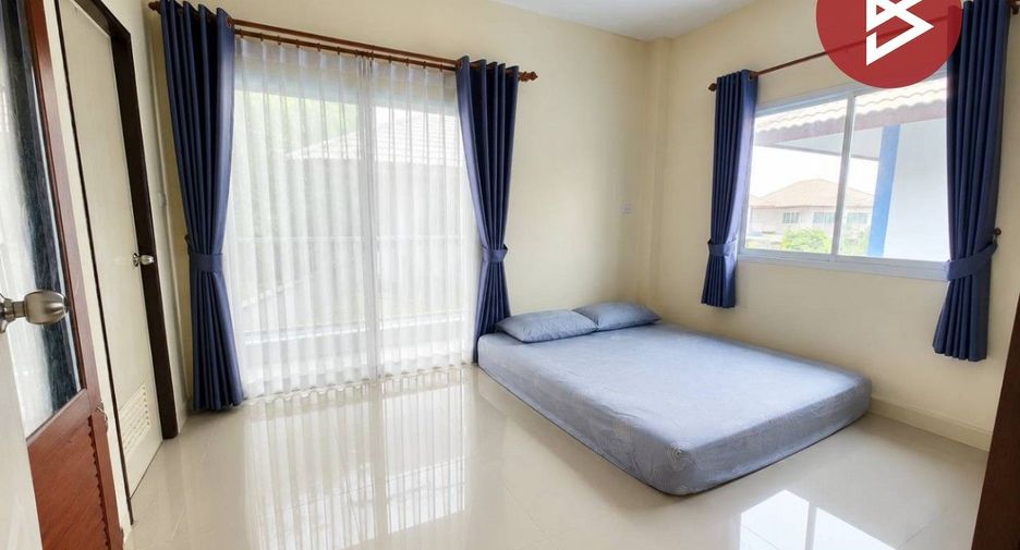 For sale 3 ベッドルーム townhouse in Si Racha, Chonburi