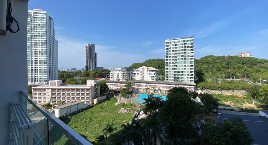 For sale studio condo in Bang Lamung, Chonburi
