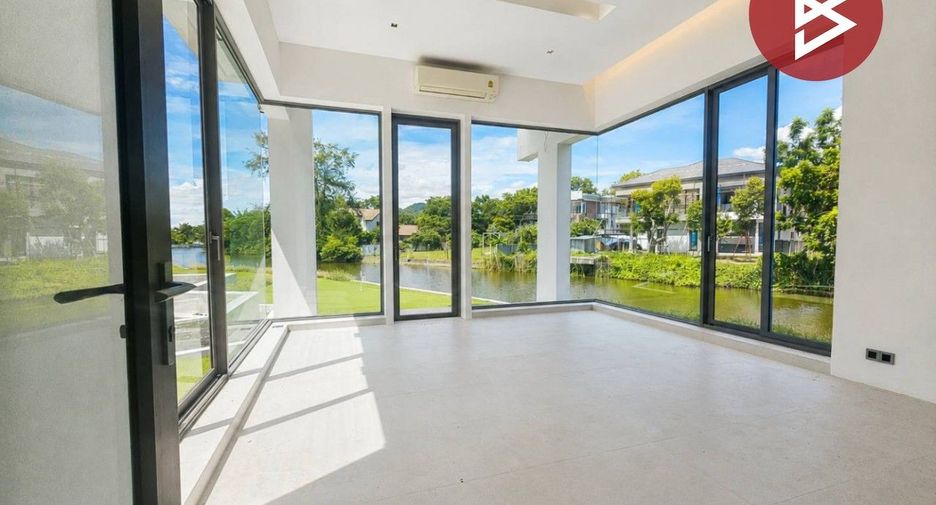 À vendre 4 chambres maison à Si Racha, Chonburi