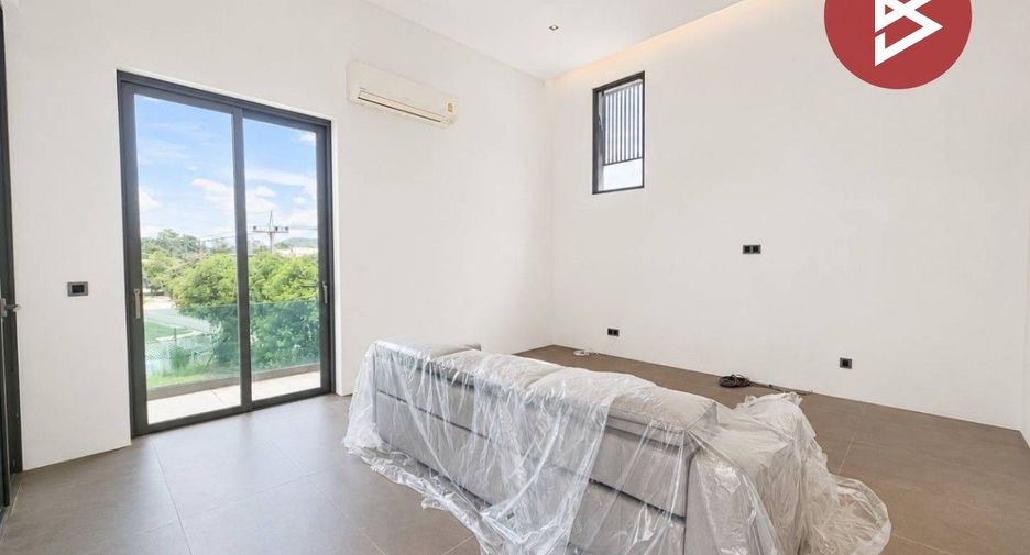 À vendre 4 chambres maison à Si Racha, Chonburi