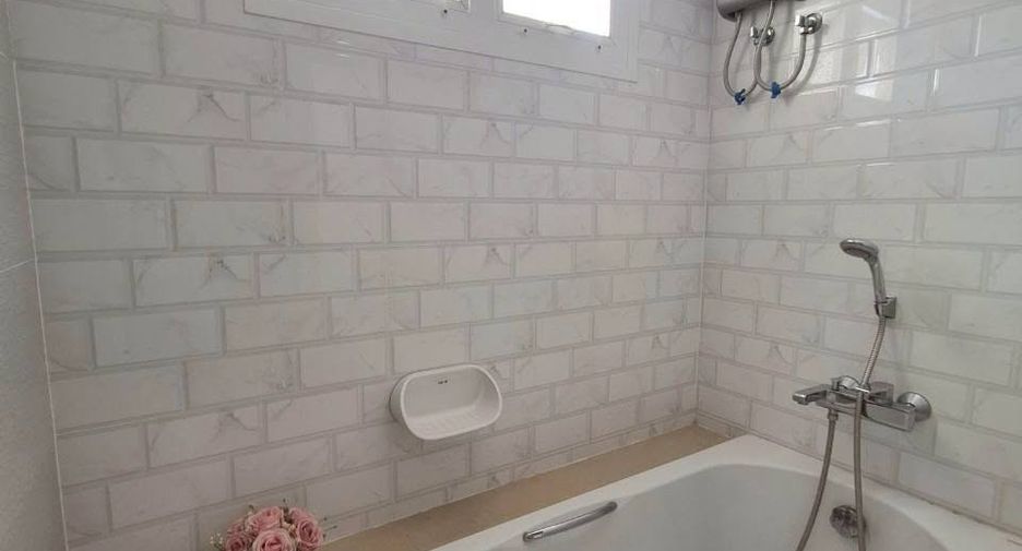 For rent 5 bedrooms house in Hang Dong, Chiang Mai