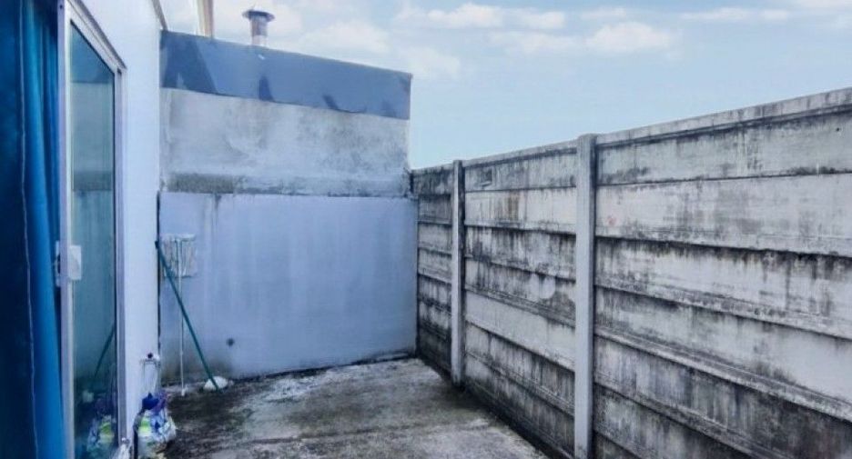 For sale 3 bedrooms townhouse in Thanyaburi, Pathum Thani