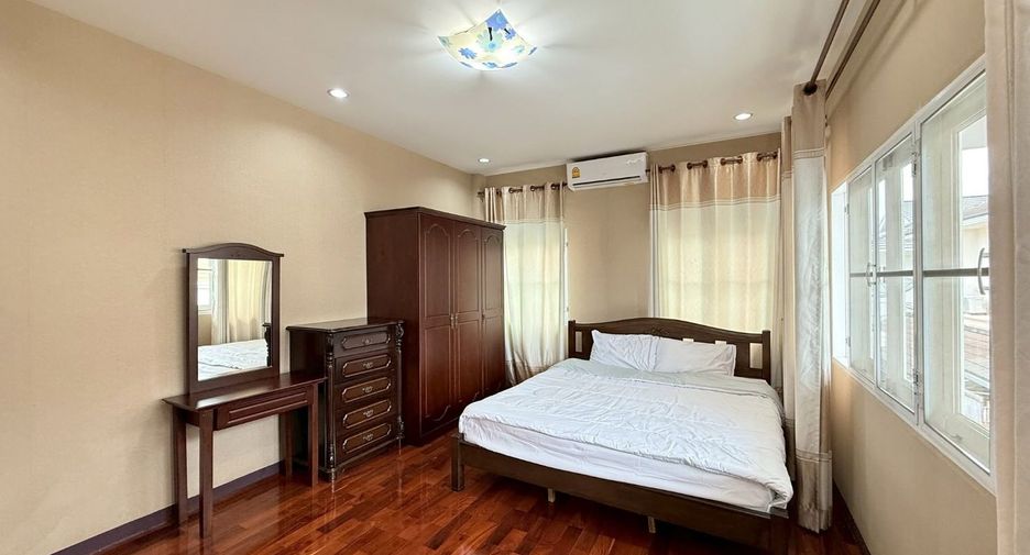For rent and for sale 5 bedrooms villa in Mueang Chiang Mai, Chiang Mai