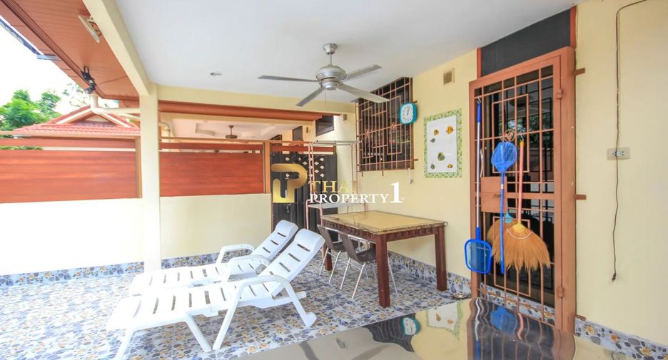 À vendre 3 chambres maison de ville à Cha Am, Phetchaburi