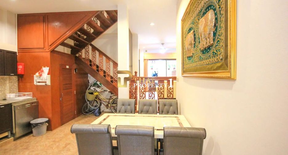 À vendre 3 chambres maison de ville à Cha Am, Phetchaburi