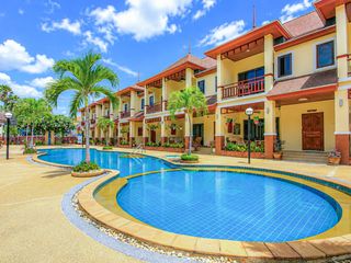 For sale 3 ベッドルーム townhouse in Cha Am, Phetchaburi