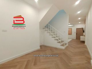 For rent 2 bedrooms townhouse in Sai Mai, Bangkok