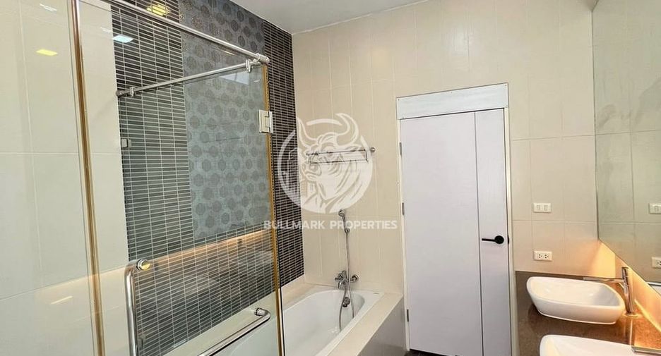 Haus zur Miete mit Studio in Bang Lamung, Chonburi
