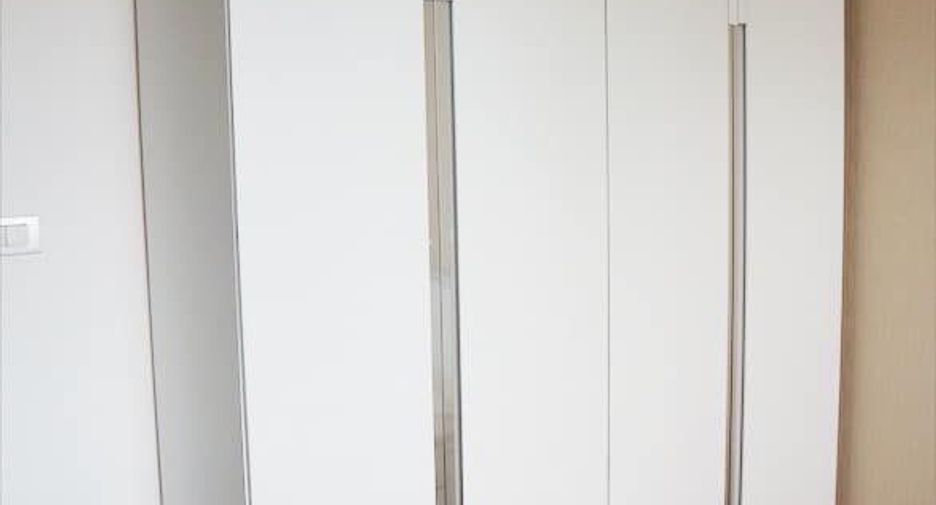 À louer 2 chambres appartement à Bang Kho Laem, Bangkok