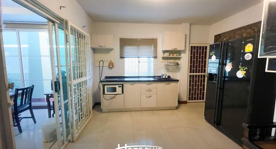 À vendre 3 chambres maison à Khan Na Yao, Bangkok