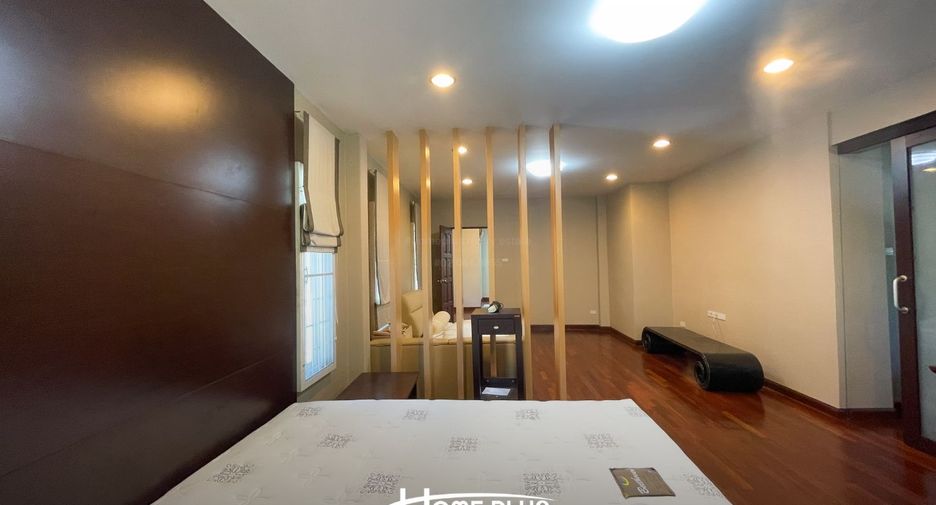 À vendre 3 chambres maison à Khan Na Yao, Bangkok