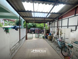 Casa adosada en venta de 2 habitaciones en Lat Krabang, Bangkok
