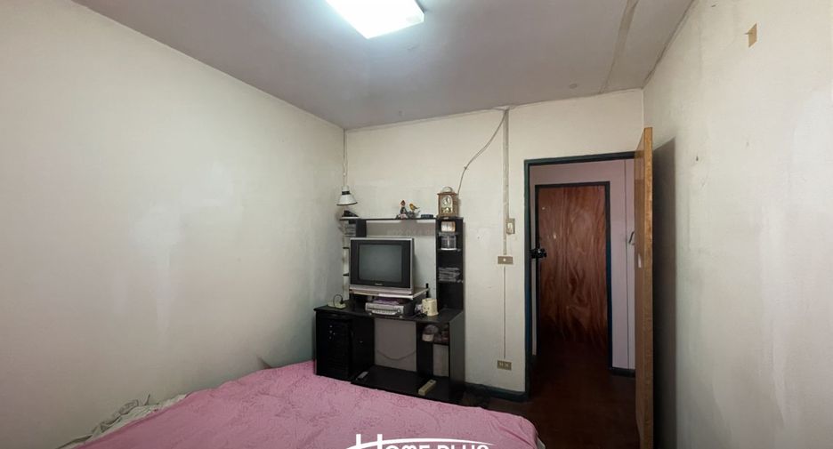 Casa adosada en venta de 2 habitaciones en Lat Krabang, Bangkok