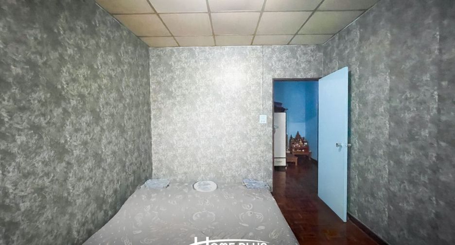 Reihenhaus zum Kauf mit 2 Zimmer in Lat Krabang, Bangkok