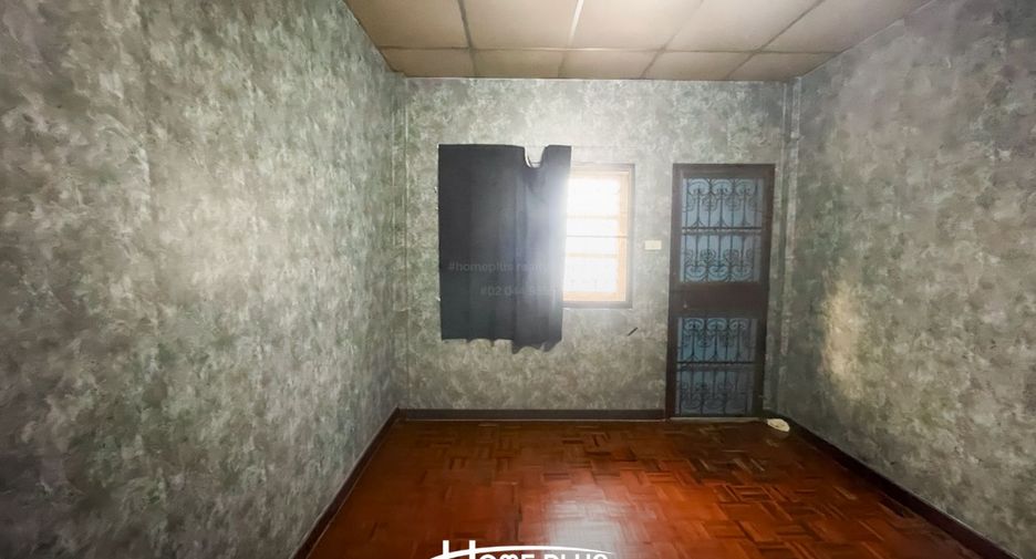Reihenhaus zum Kauf mit 2 Zimmer in Lat Krabang, Bangkok