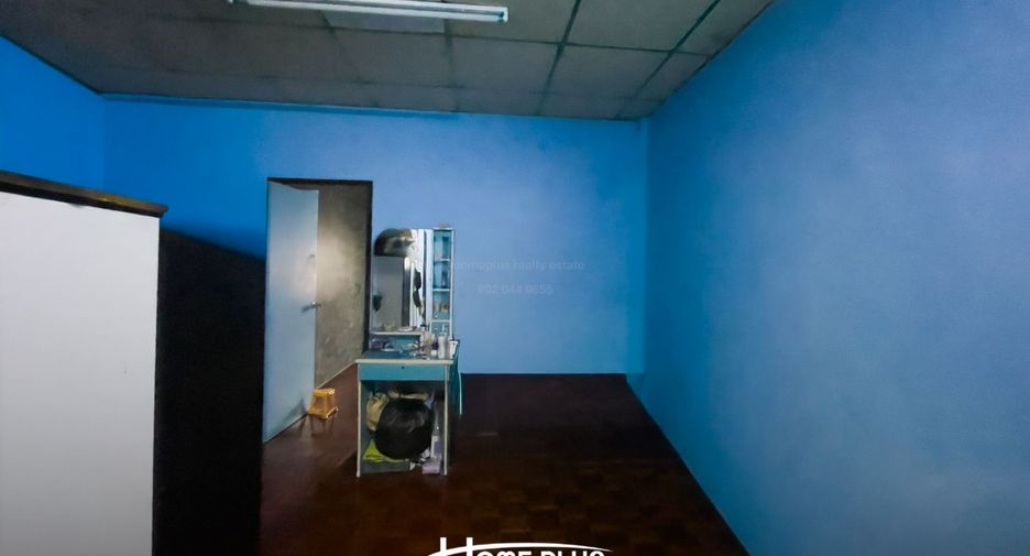 Reihenhaus zum Kauf mit 2 Zimmer in Lat Krabang, Bangkok