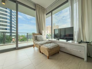 For rent 3 bedrooms condo in Bang Lamung, Chonburi