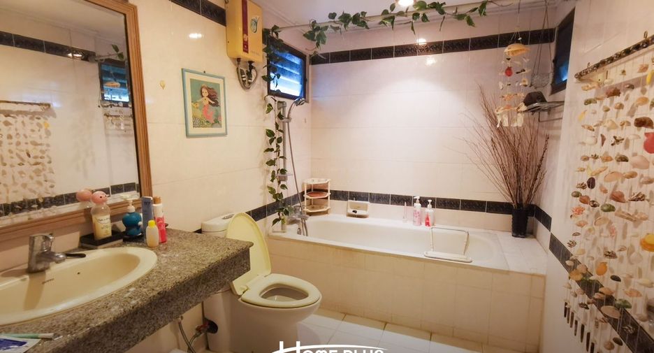 出售 3 卧室 独立屋 在 Khlong Sam Wa, 曼谷