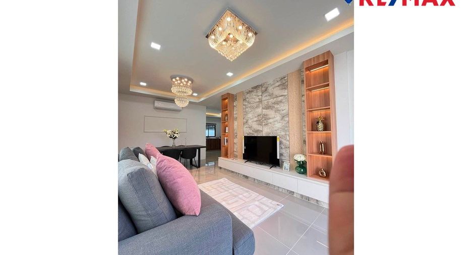 À vendre 3 chambres maison à Bang Lamung, Chonburi