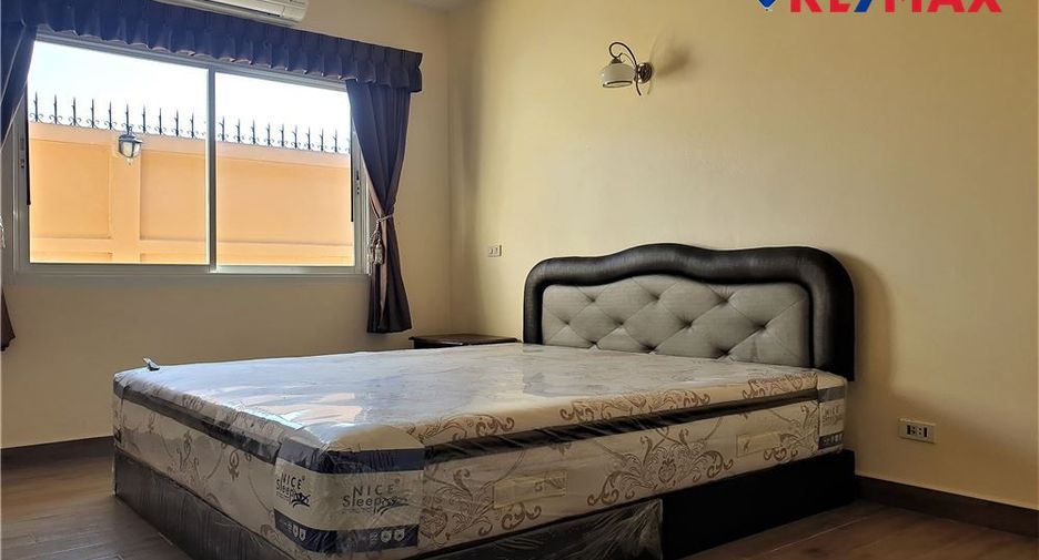 出售 3 卧室 独立屋 在 Huai Yai, 芭提雅