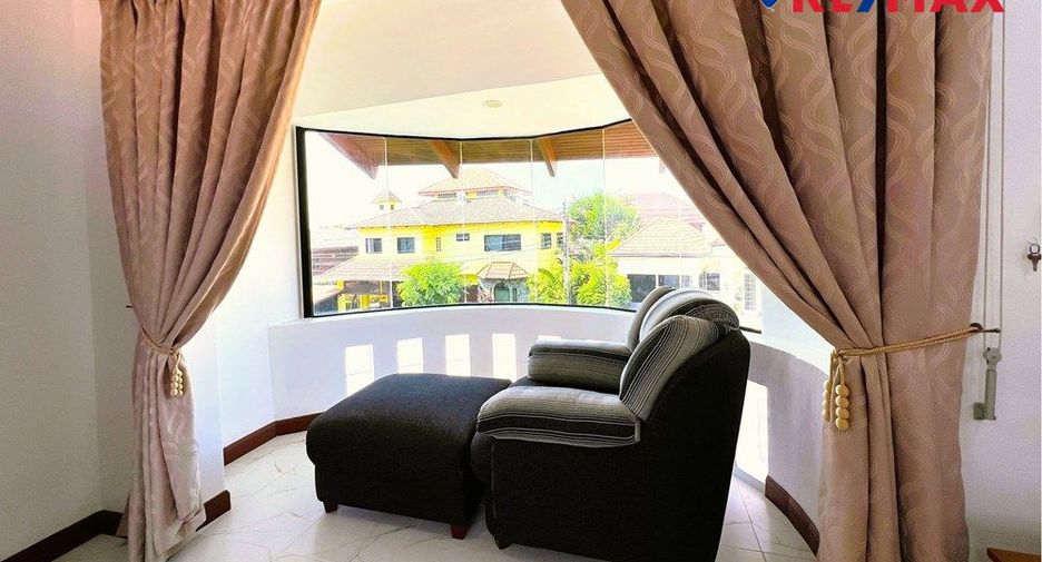 For sale 5 bedrooms house in Bang Lamung, Chonburi