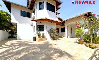 For sale 5 bedrooms house in Bang Lamung, Chonburi