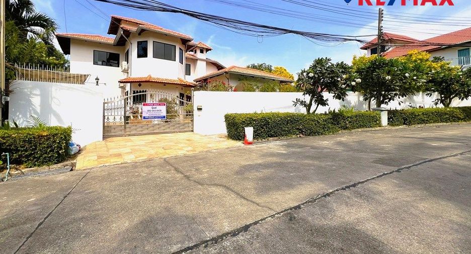 For sale 5 bedrooms house in Bang Lamung, Chonburi
