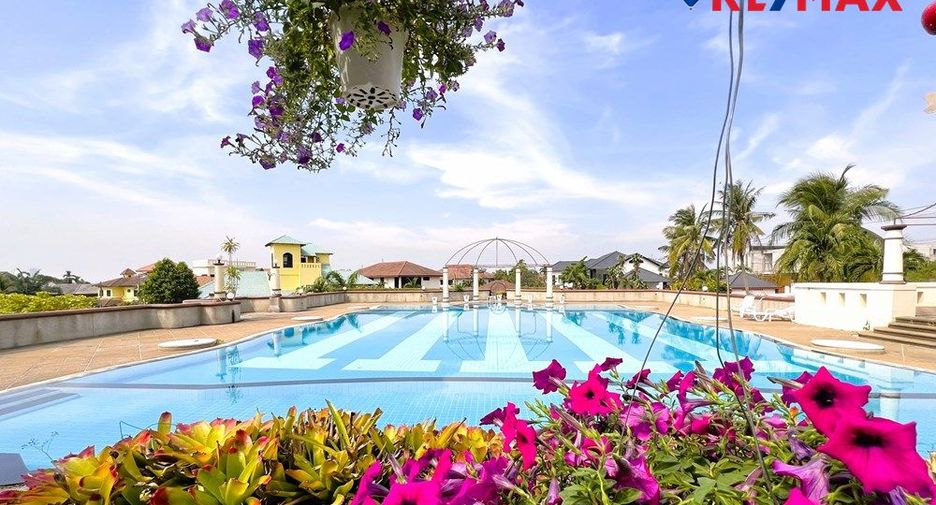 For sale 5 bedrooms house in Bang Lamung, Chonburi