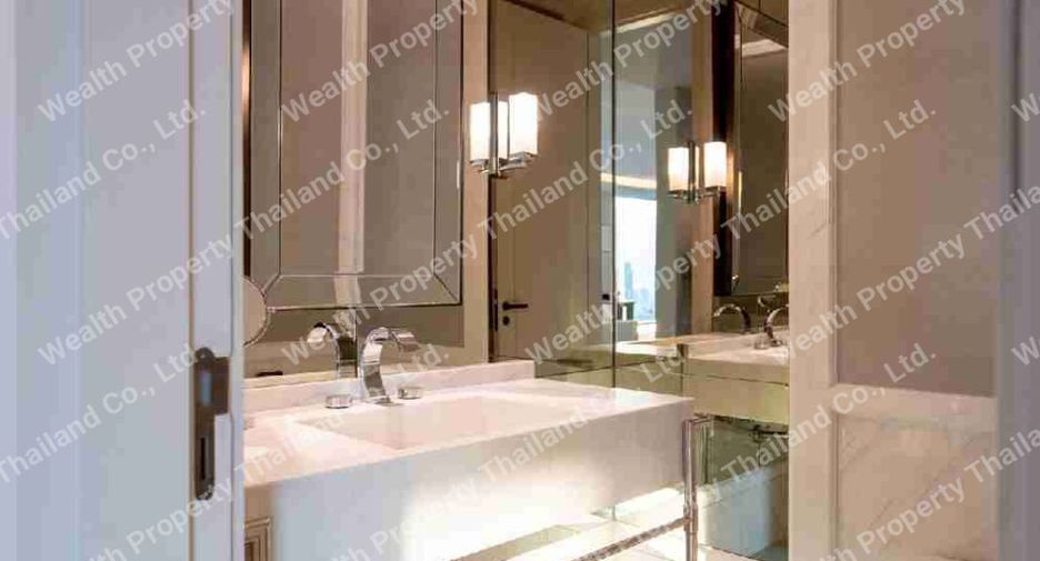 À vendre et à louer 3 chambres condo à Sathon, Bangkok