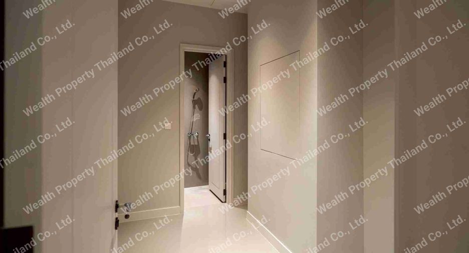 À vendre et à louer 3 chambres condo à Sathon, Bangkok