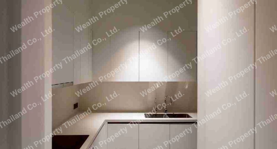 À vendre et à louer 3 chambres condo à Sathon, Bangkok