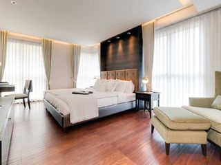 À vendre 2 chambres condo à Pathum Wan, Bangkok