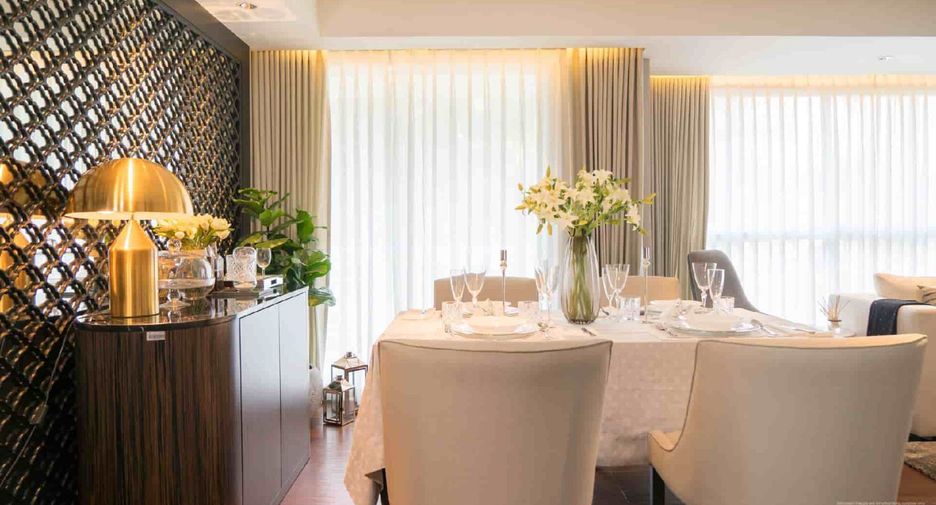For sale 2 bedrooms condo in Pathum Wan, Bangkok