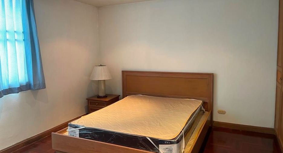 For rent 3 ベッドルーム apartment in Sathon, Bangkok