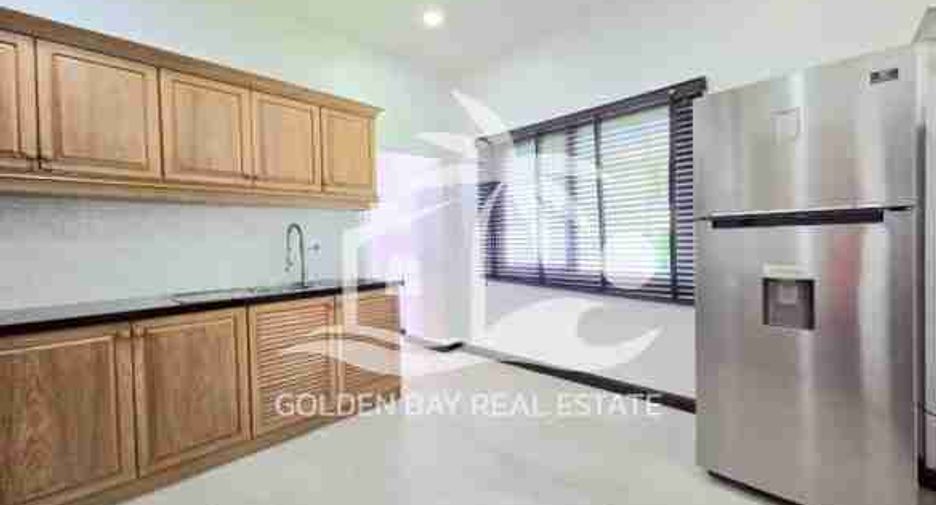 À vendre 3 chambres maison à Bang Lamung, Chonburi