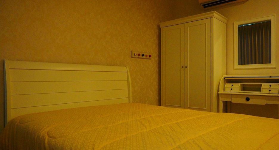 For rent 2 bedrooms apartment in Bang Kho Laem, Bangkok