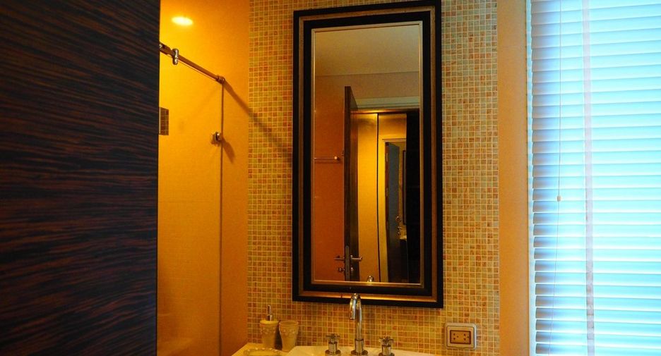 For rent 2 bedrooms apartment in Bang Kho Laem, Bangkok