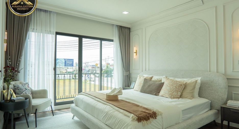 Casa en venta de 4 habitaciones en Si Racha, Chonburi