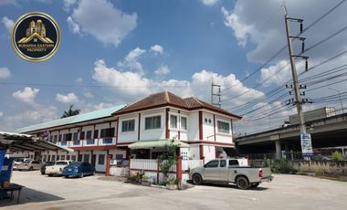 For sale 80 bedrooms apartment in Si Racha, Chonburi