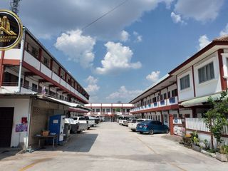 Apartamento en venta de 80 habitaciones en Si Racha, Chonburi