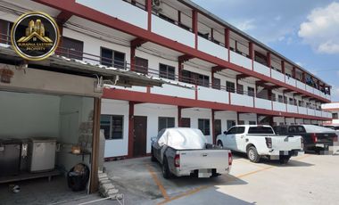 For sale 80 bedrooms apartment in Si Racha, Chonburi