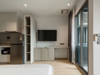 À louer 1 chambre condo à Thon Buri, Bangkok