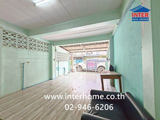 Casa adosada en venta de 2 habitaciones en Thawi Watthana, Bangkok