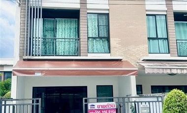 Reihenhaus zum Kauf mit 3 Zimmer in Bueng Kum, Bangkok