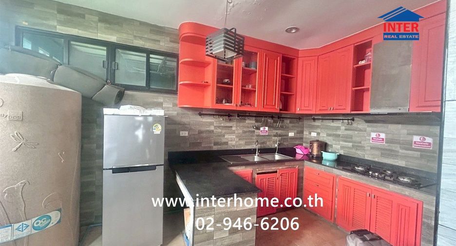For sale 3 bedrooms townhouse in Bueng Kum, Bangkok