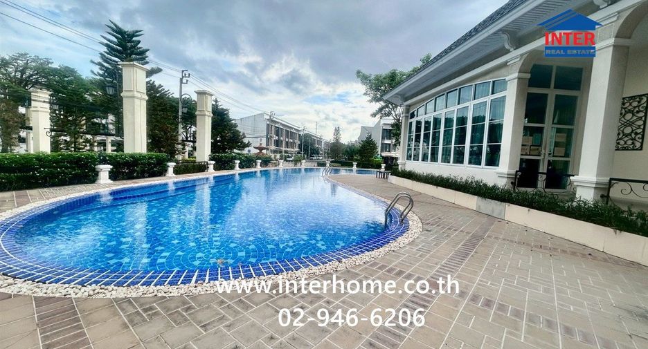 For sale 3 bedrooms townhouse in Bueng Kum, Bangkok