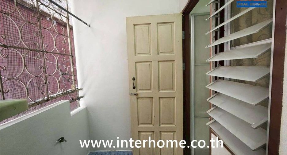 Apartamento en venta de 45 habitaciones en Khlong Luang, Pathum Thani