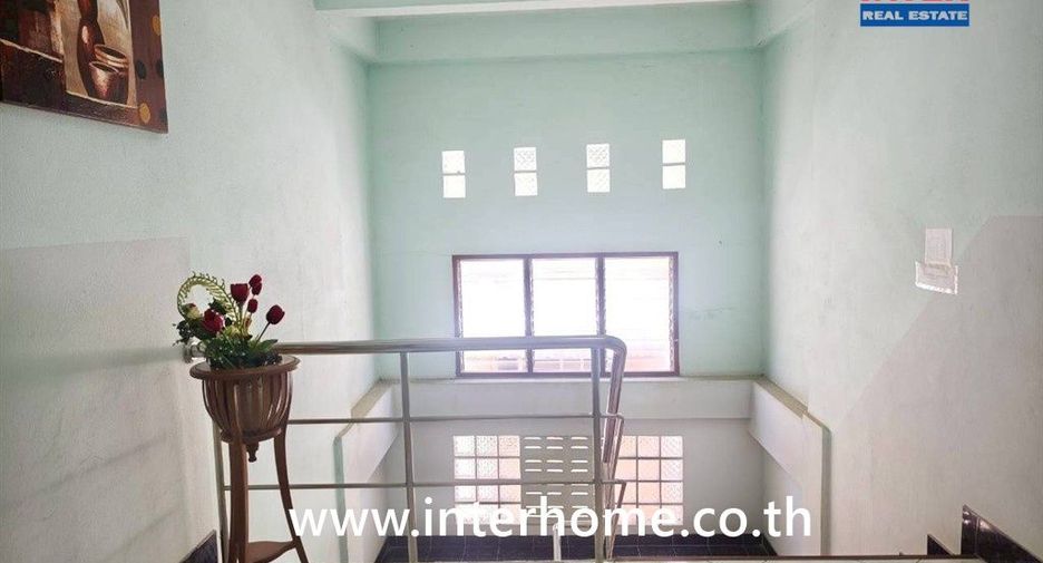 Apartamento en venta de 45 habitaciones en Khlong Luang, Pathum Thani